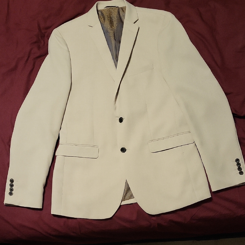 Le Chateau Men's Cream Blazer